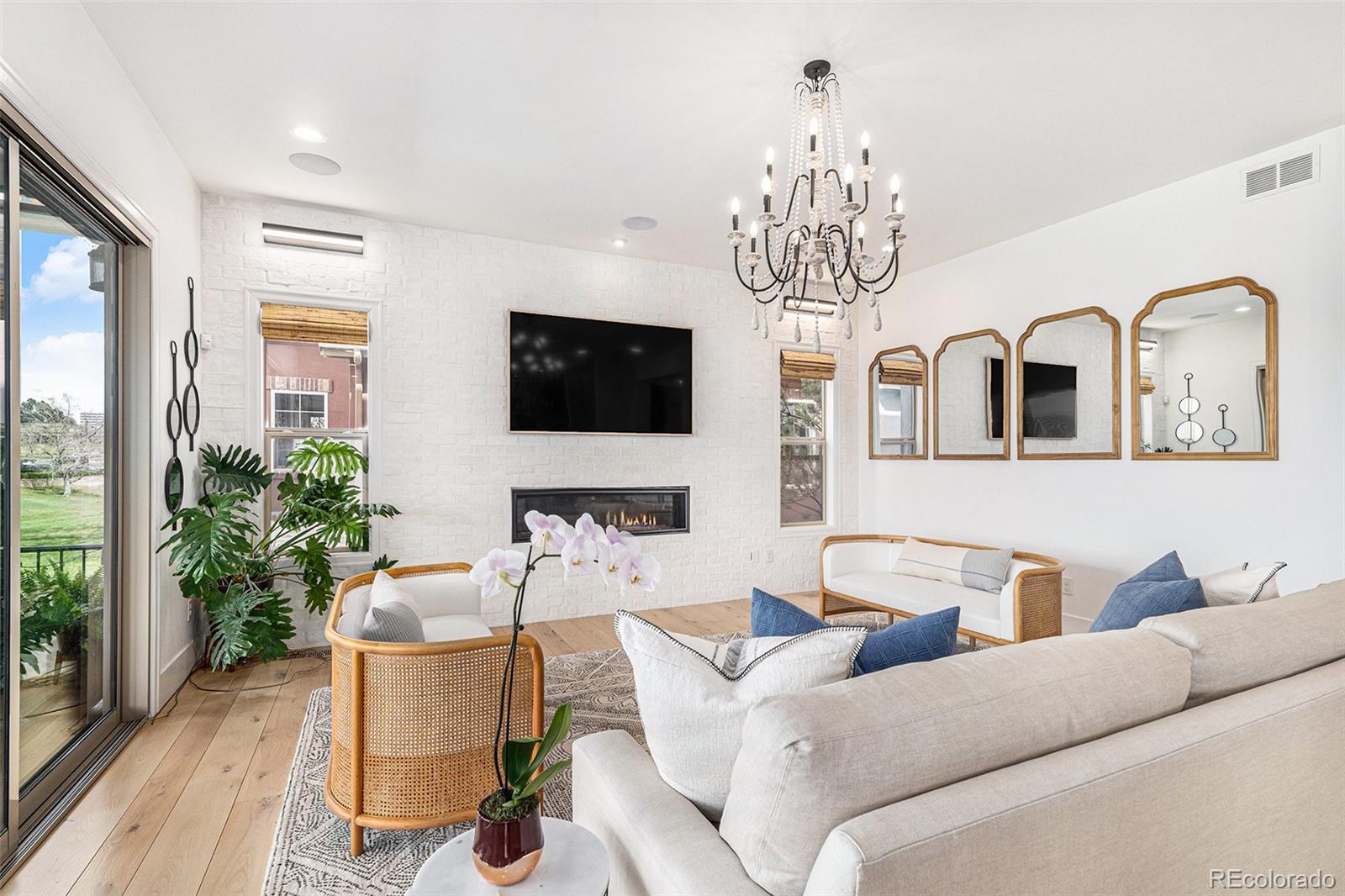 MLS Image #11 for 7033 e lake circle,centennial, Colorado
