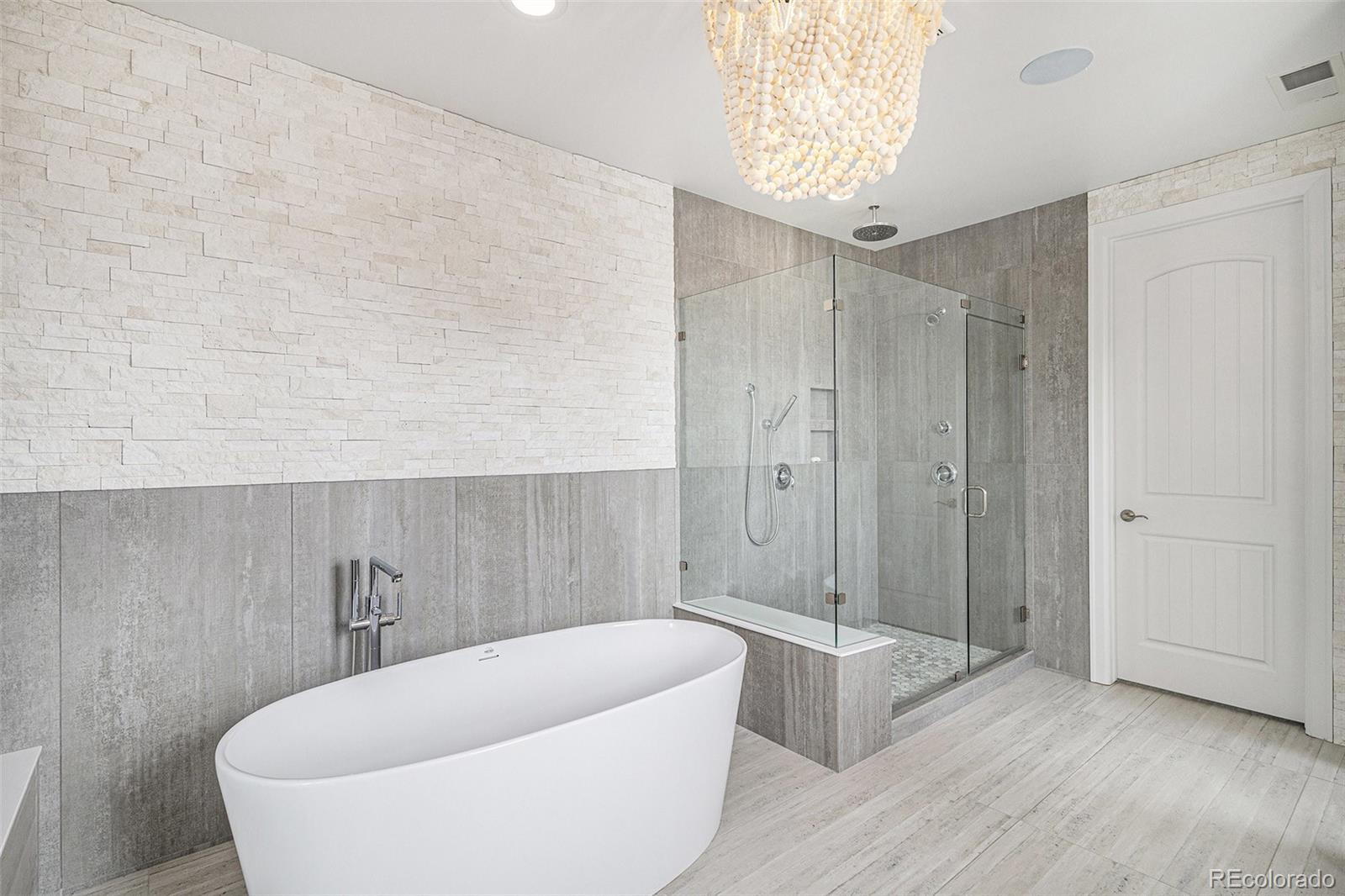 MLS Image #21 for 7033 e lake circle,centennial, Colorado