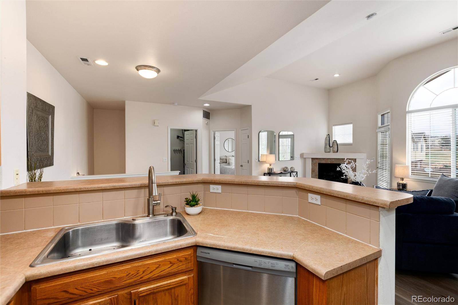 MLS Image #15 for 341  granby way a,aurora, Colorado