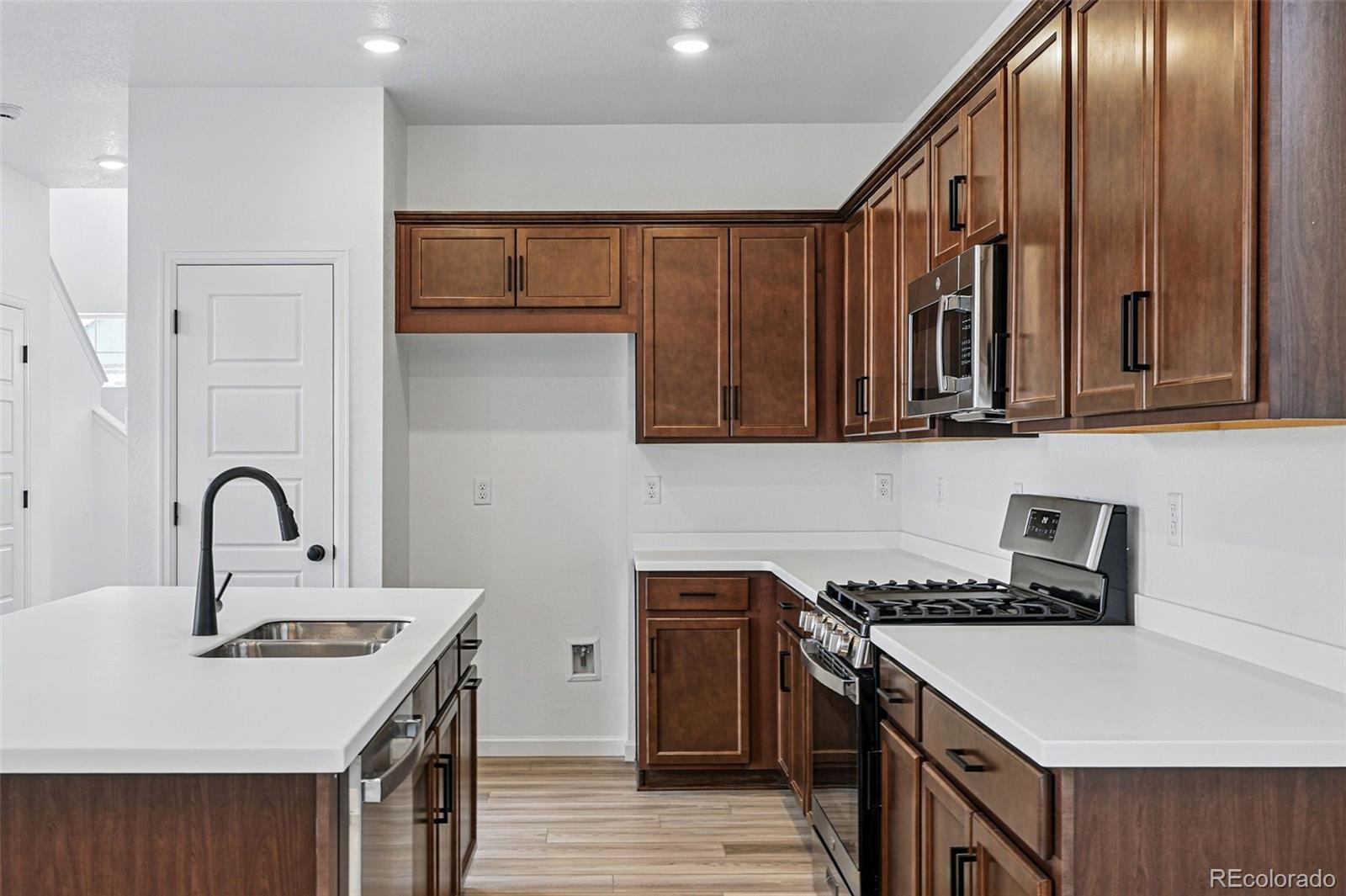 MLS Image #11 for 3334 n catawba way,aurora, Colorado