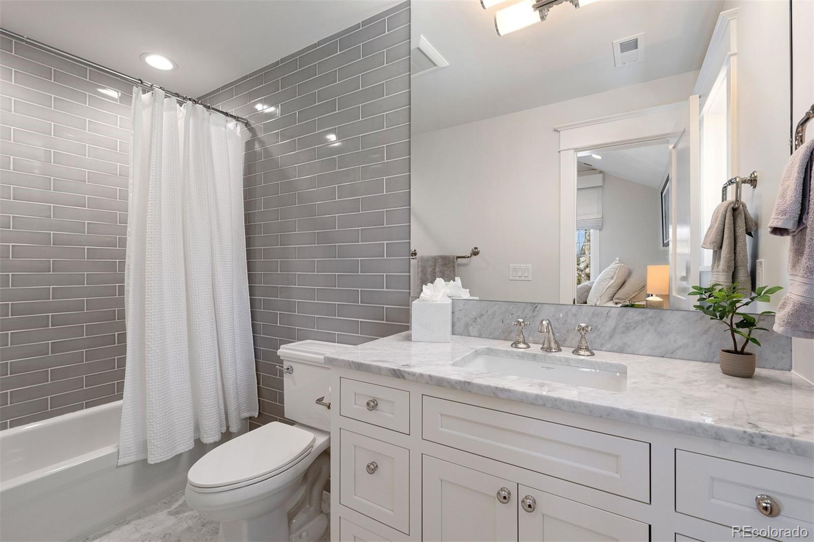 MLS Image #39 for 2475 s adams street,denver, Colorado