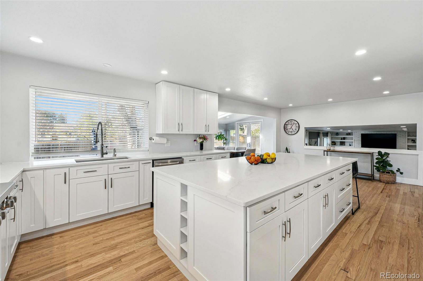 MLS Image #15 for 6787 e exposition avenue,denver, Colorado