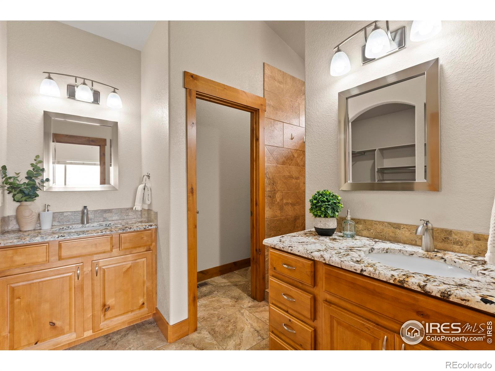 MLS Image #14 for 1319  crabapple drive,loveland, Colorado
