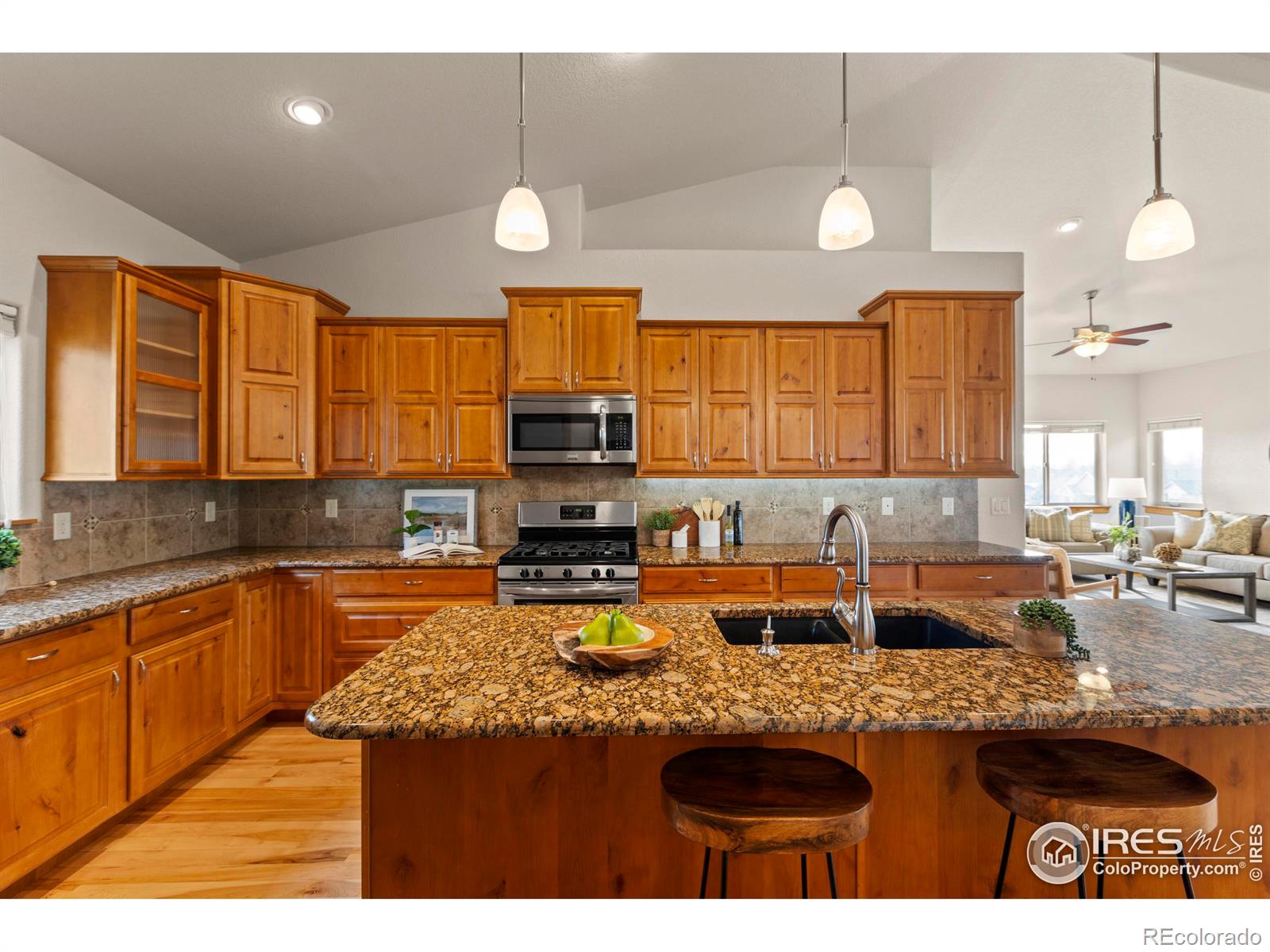 MLS Image #7 for 1319  crabapple drive,loveland, Colorado