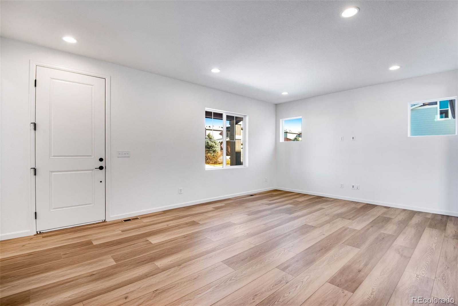MLS Image #8 for 17822 e 107th place,commerce city, Colorado