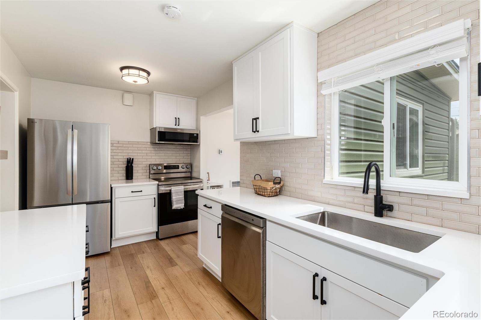 MLS Image #12 for 4520 s delaware street,englewood, Colorado