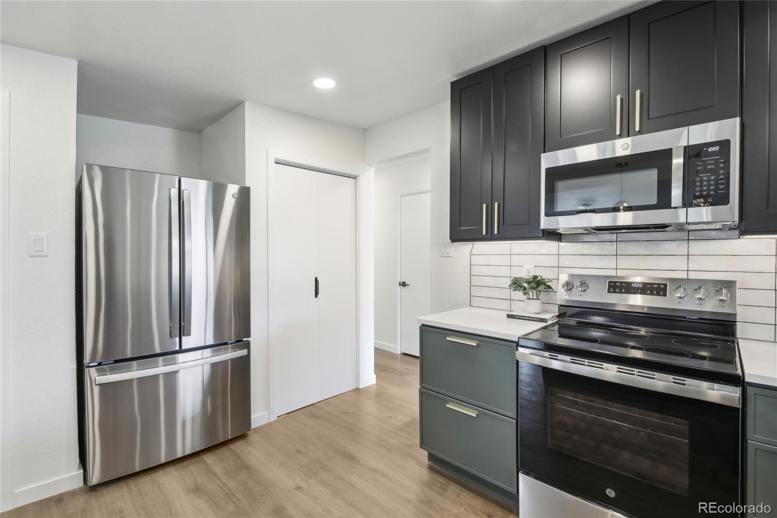 MLS Image #4 for 2620 w 80th avenue,denver, Colorado