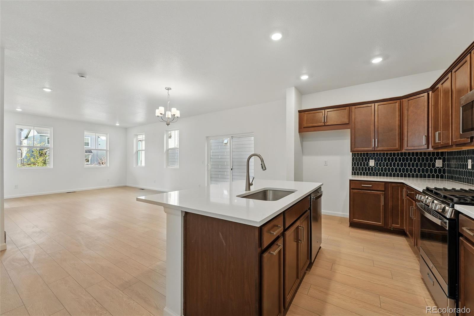 MLS Image #10 for 3294 n catawba way,aurora, Colorado
