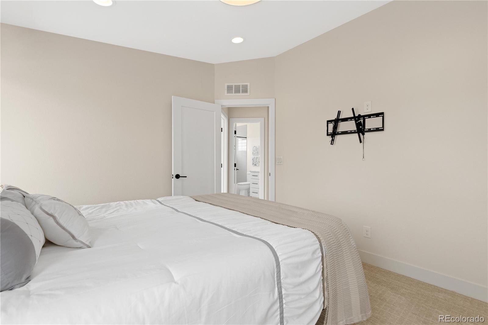 MLS Image #29 for 3000 s elati street,englewood, Colorado