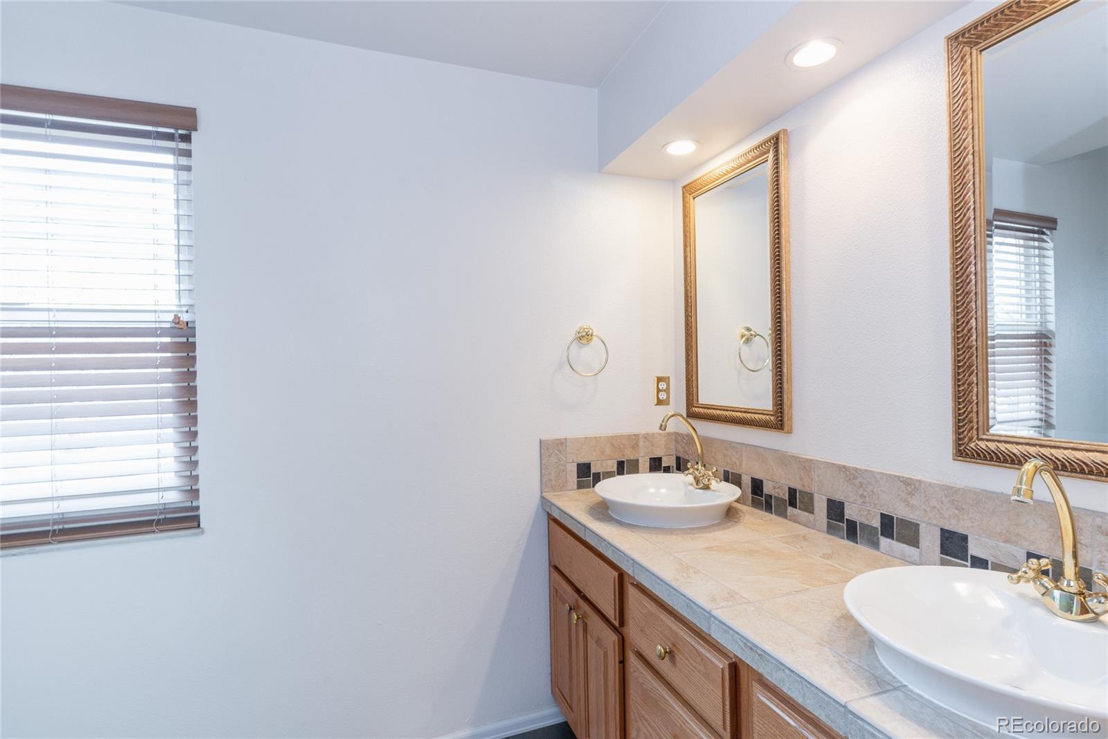 MLS Image #20 for 1275 w hinsdale drive,littleton, Colorado