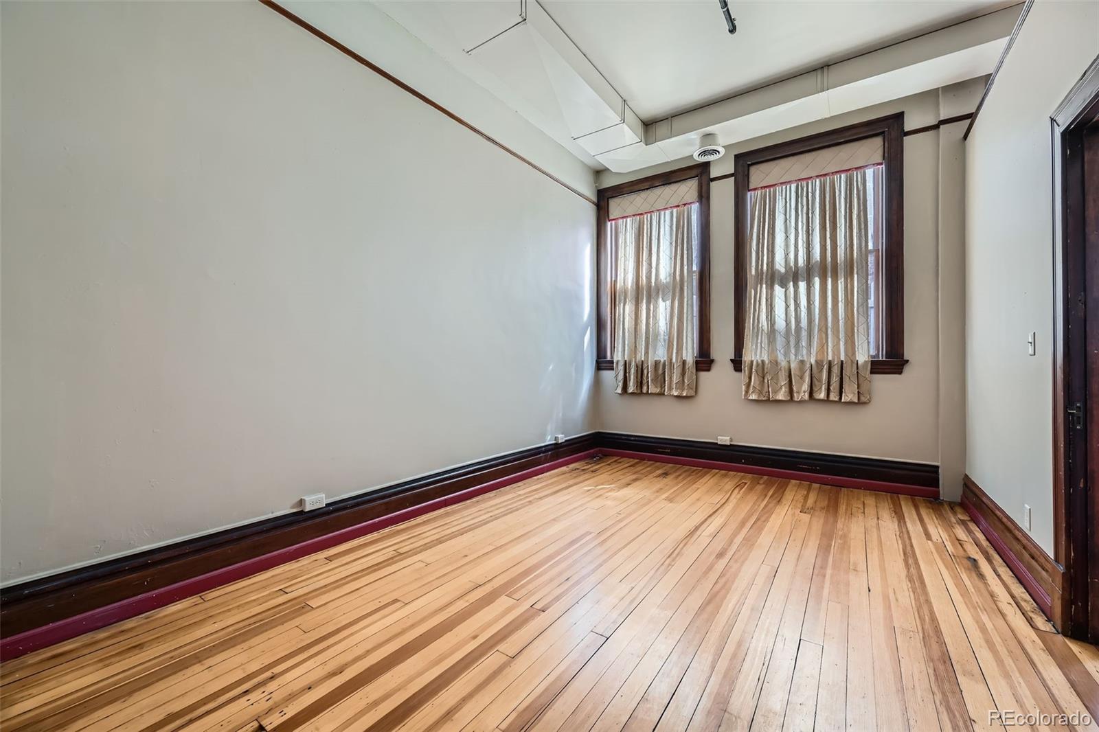 MLS Image #14 for 211 w 2nd street,pueblo, Colorado