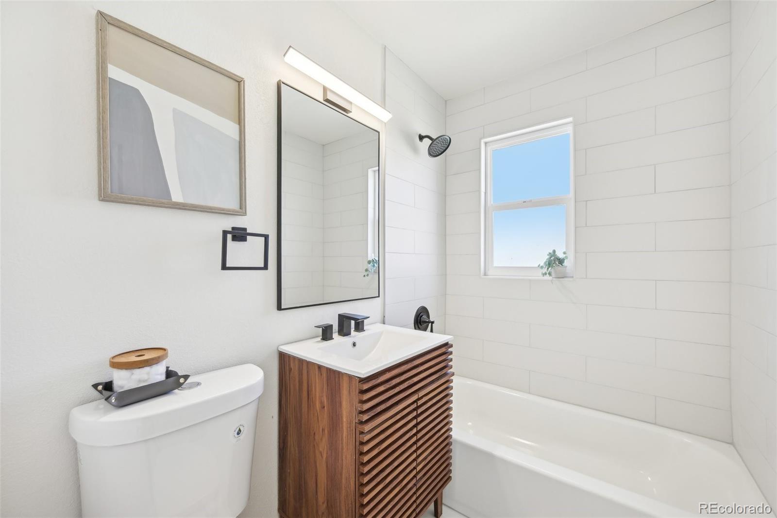 MLS Image #17 for 2295 s sherman street,denver, Colorado