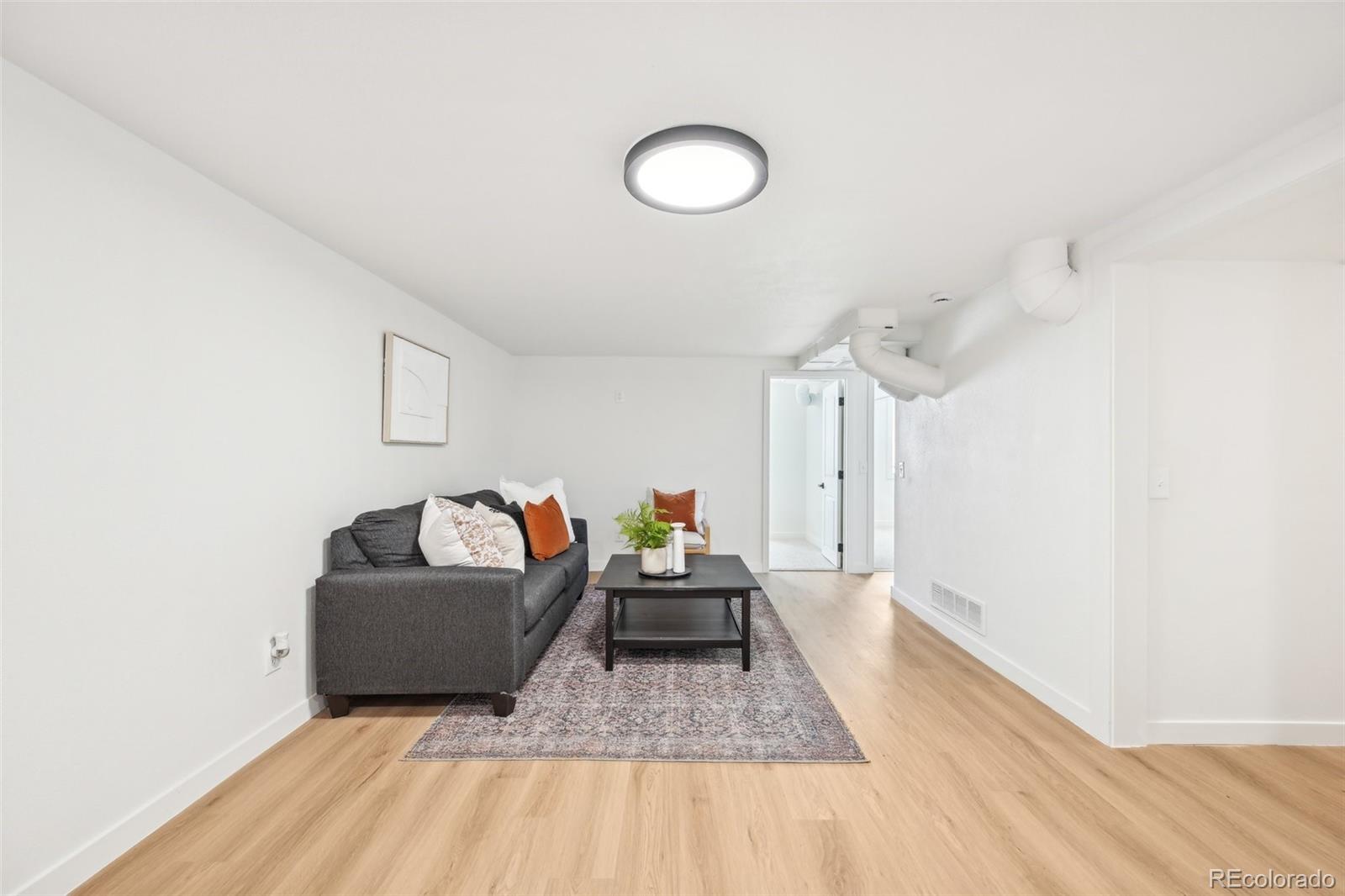 MLS Image #25 for 2295 s sherman street,denver, Colorado