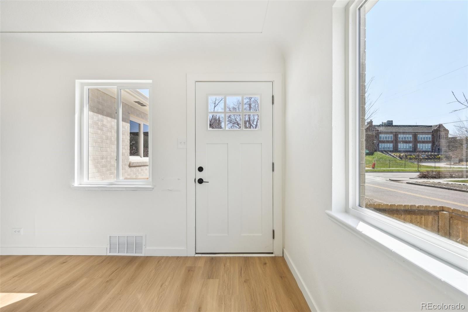MLS Image #31 for 2295 s sherman street,denver, Colorado