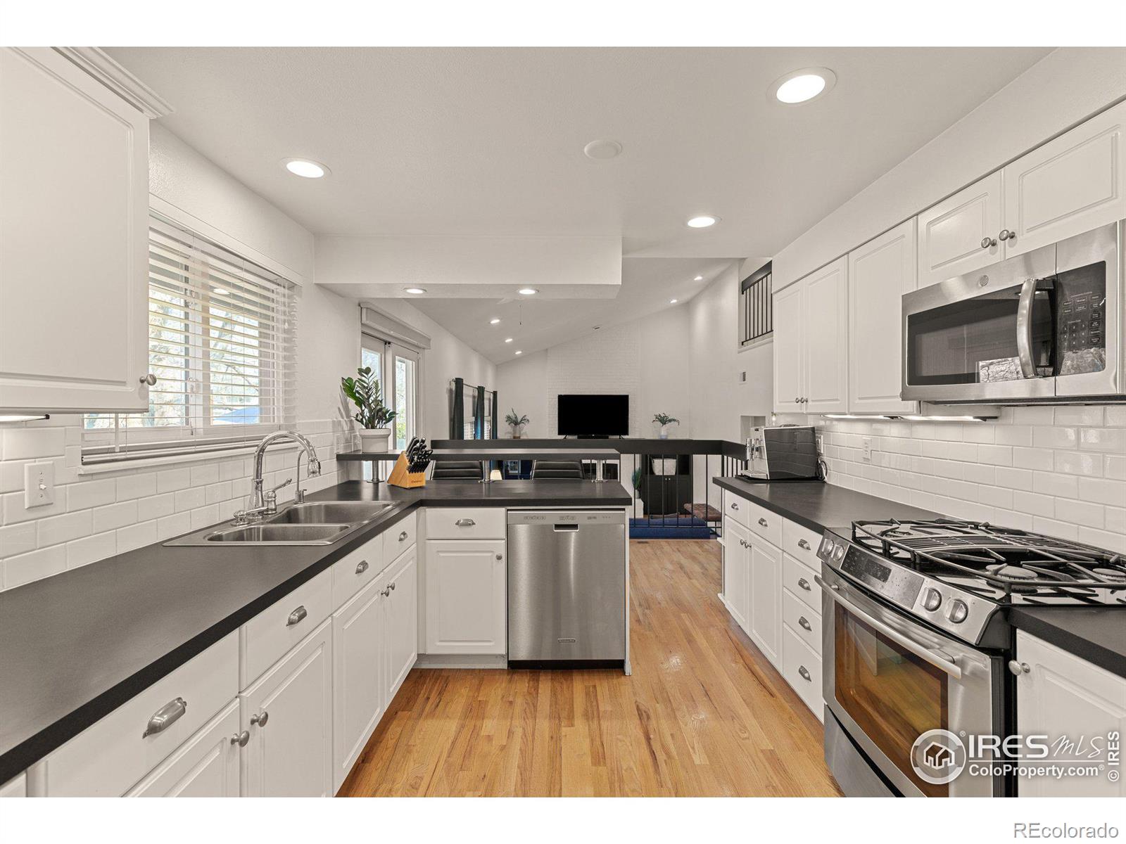 MLS Image #11 for 4275  corriente place,boulder, Colorado