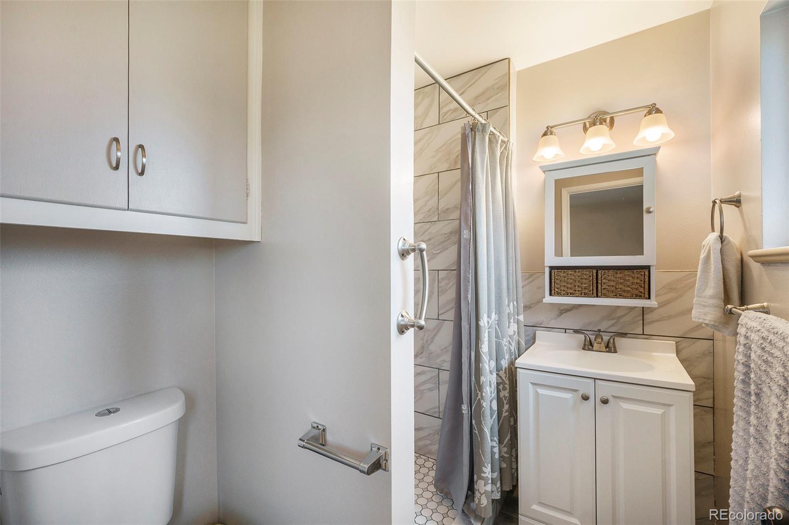 MLS Image #11 for 12323 w connecticut drive,lakewood, Colorado