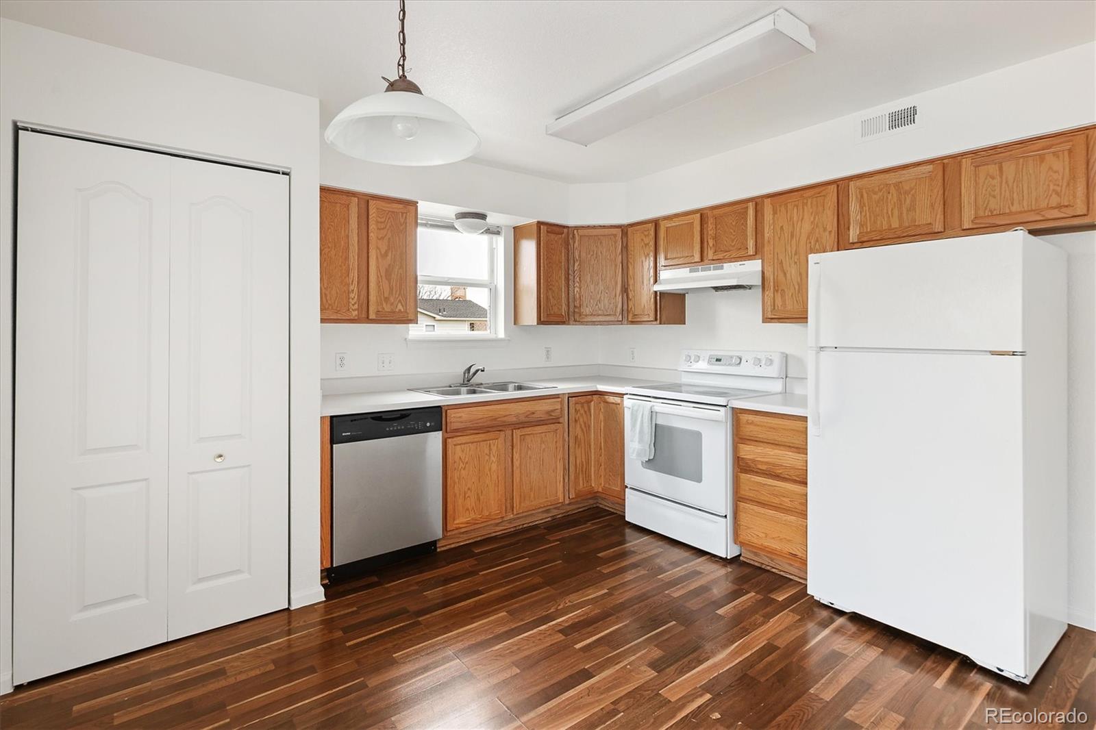 MLS Image #12 for 1646 s deframe street,lakewood, Colorado