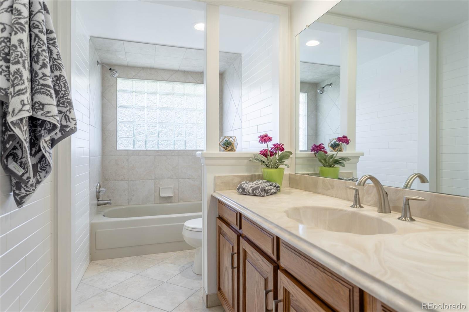 MLS Image #21 for 7725 s clermont court,centennial, Colorado