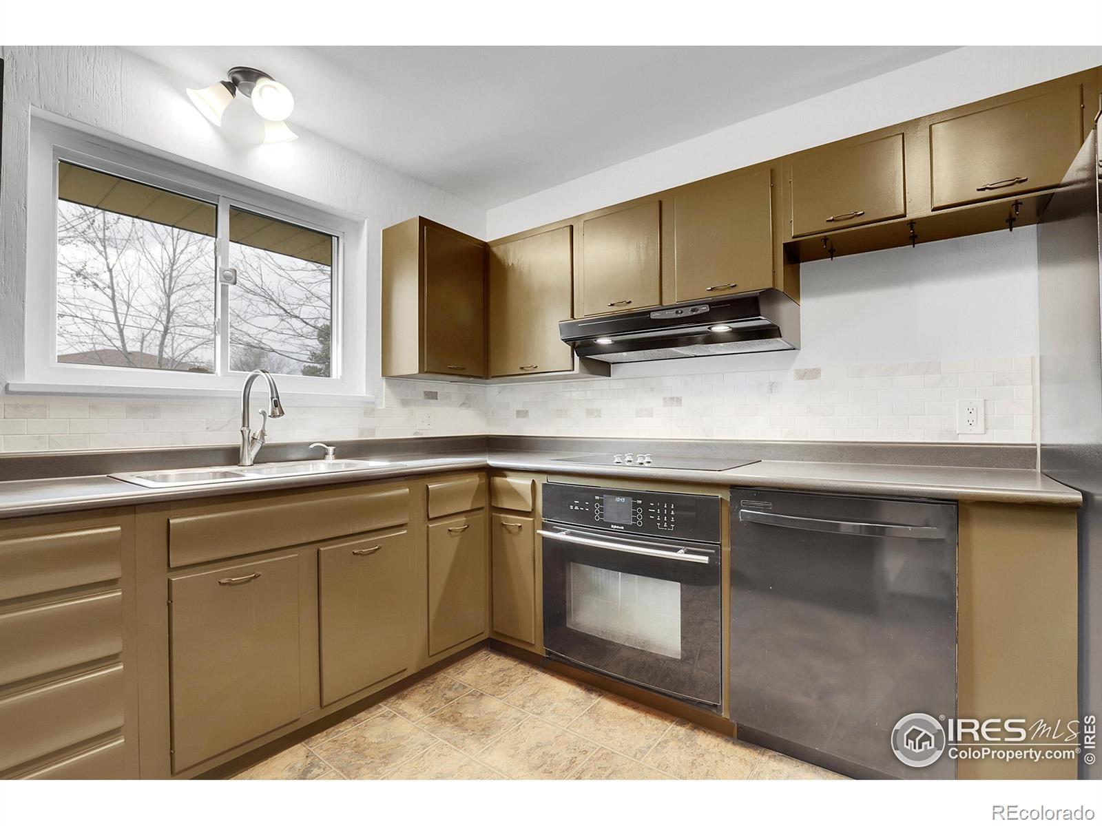 MLS Image #7 for 615 s shoshone street,denver, Colorado