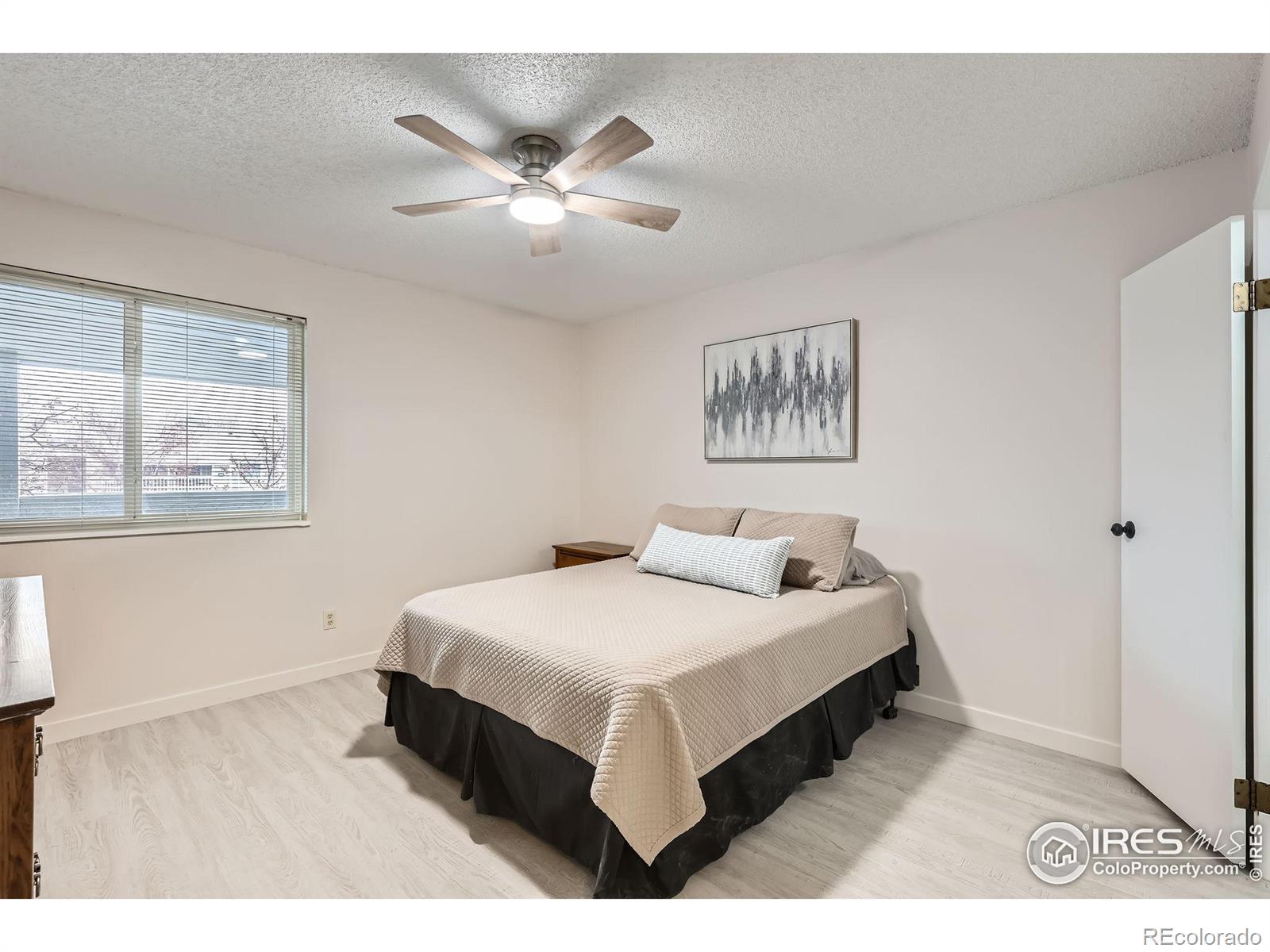 MLS Image #4 for 8335  fairmount drive,denver, Colorado
