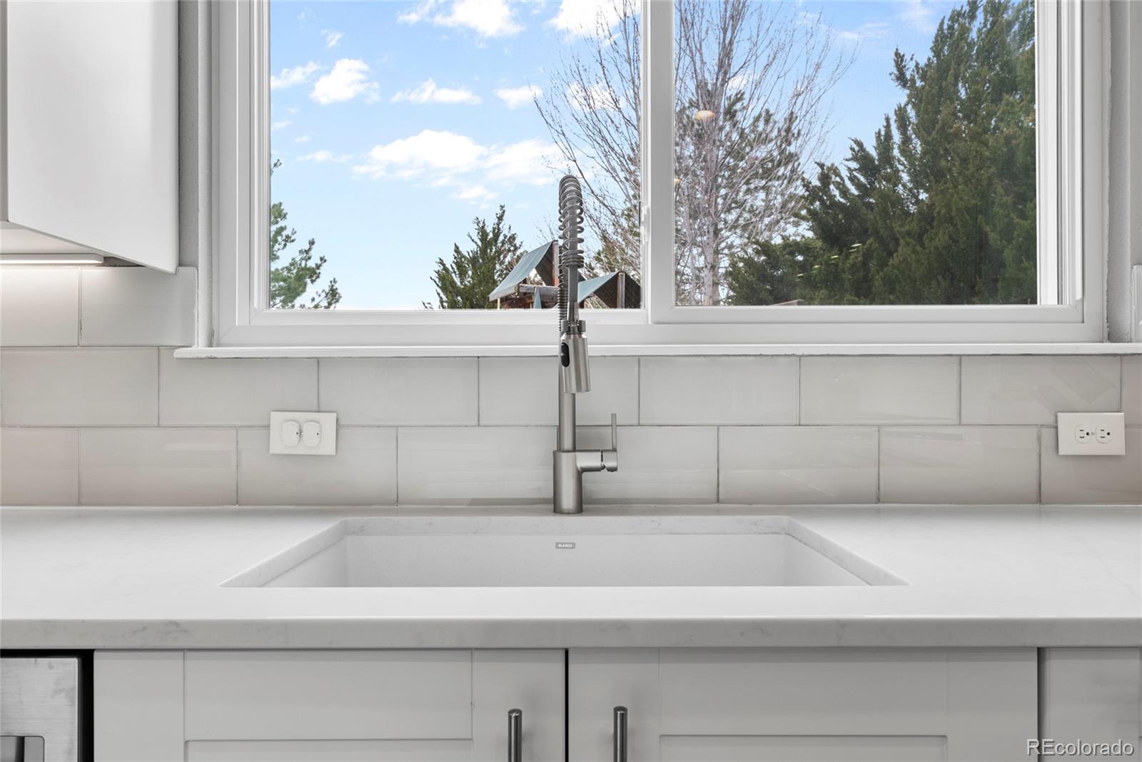 MLS Image #13 for 6041 s salida court,aurora, Colorado