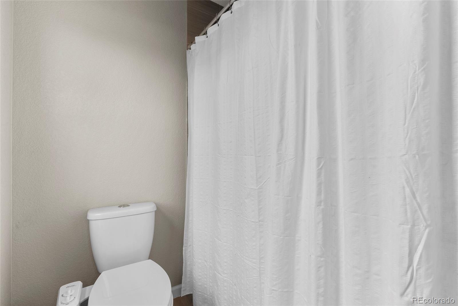 MLS Image #31 for 6041 s salida court,aurora, Colorado