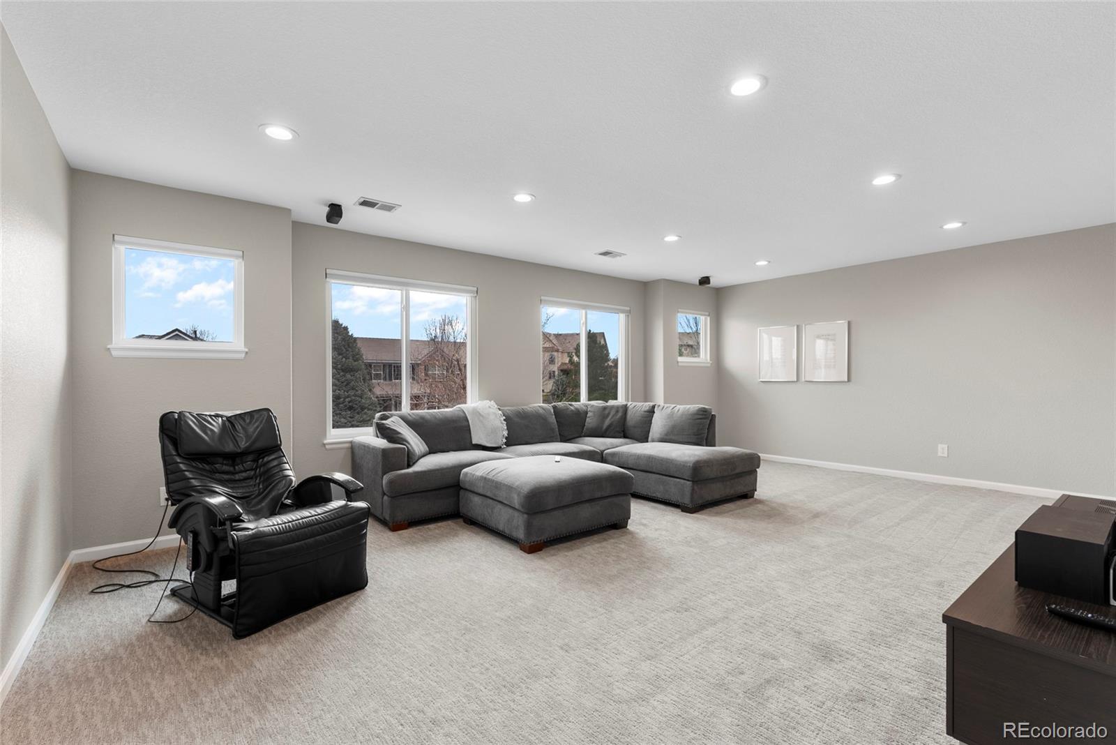 MLS Image #32 for 6041 s salida court,aurora, Colorado