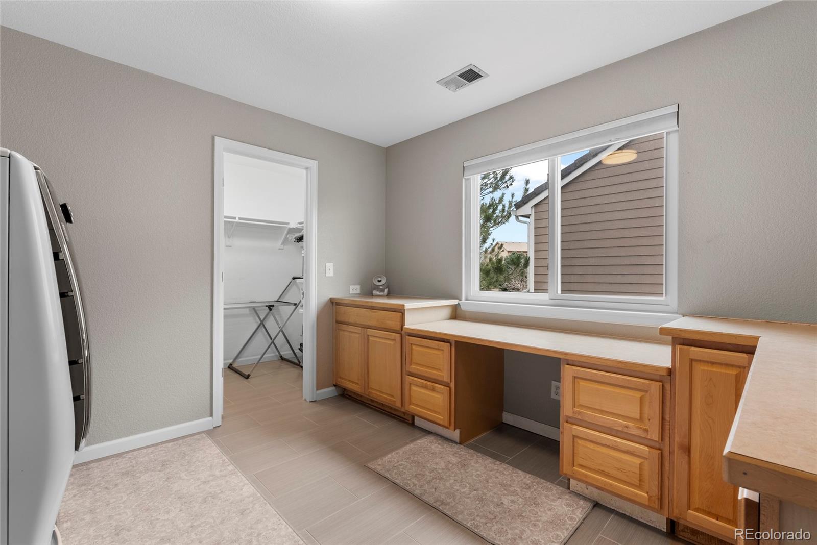 MLS Image #42 for 6041 s salida court,aurora, Colorado