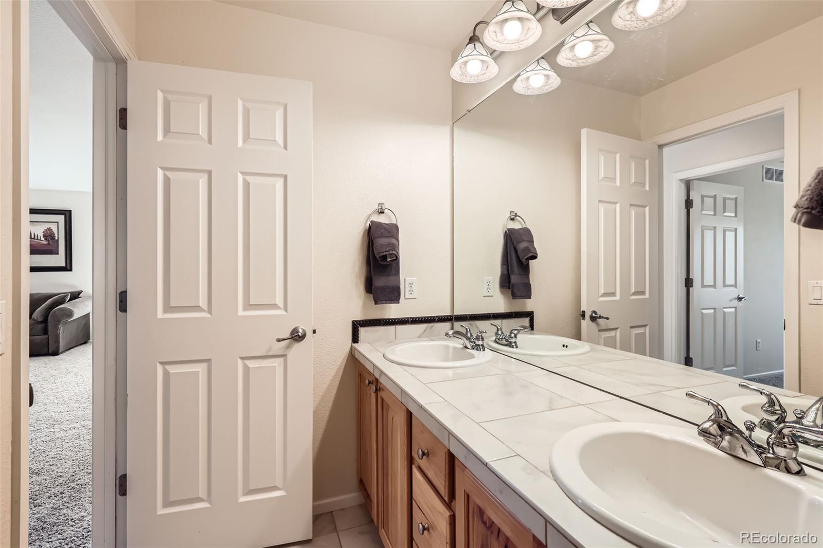 MLS Image #19 for 20942 e hampden place,aurora, Colorado