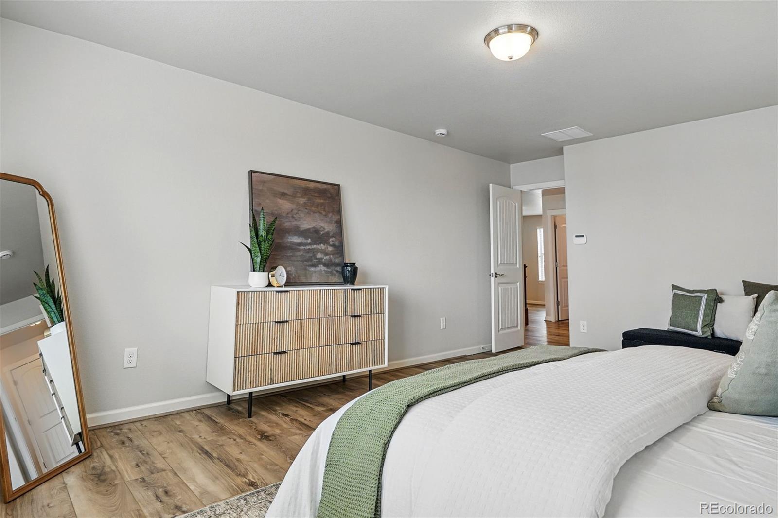 MLS Image #19 for 2562 s kendrick street,denver, Colorado