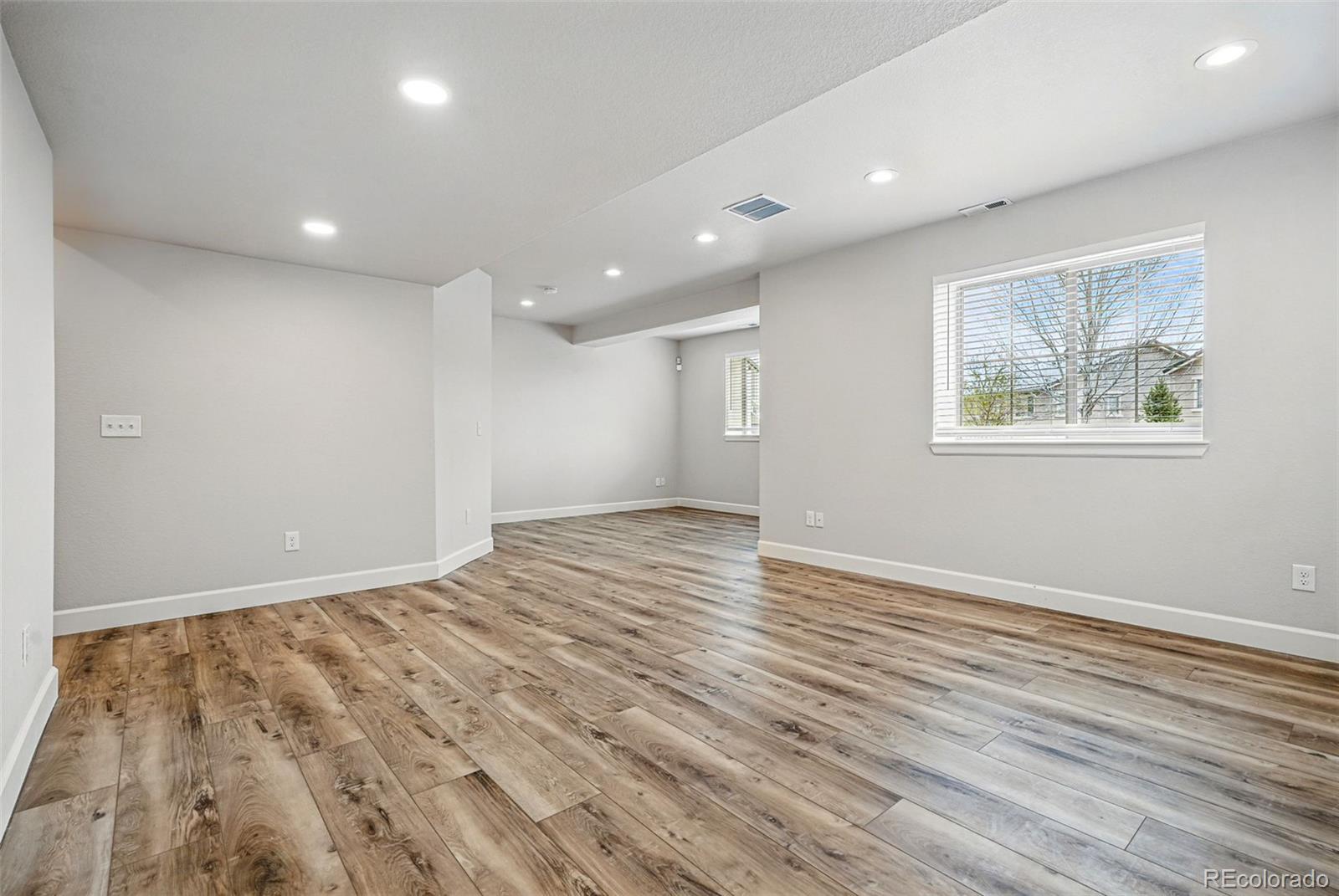 MLS Image #31 for 2562 s kendrick street,denver, Colorado