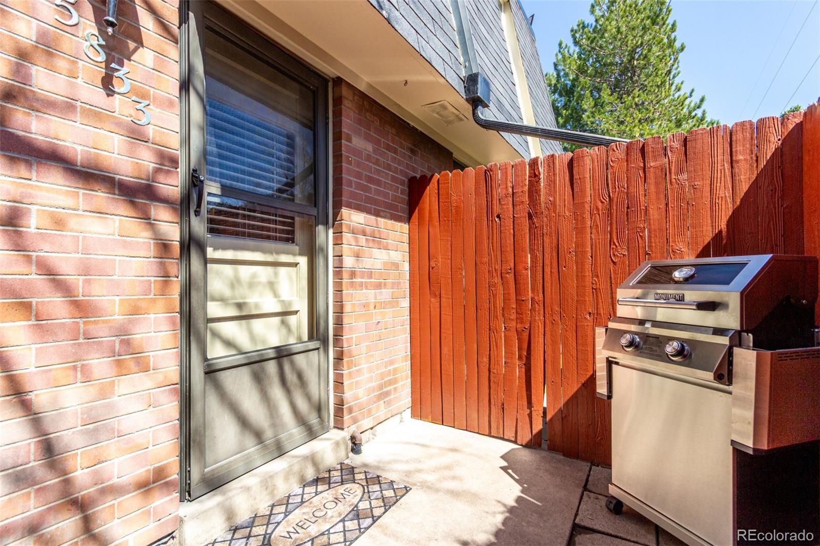MLS Image #18 for 5833 s pearl street,centennial, Colorado