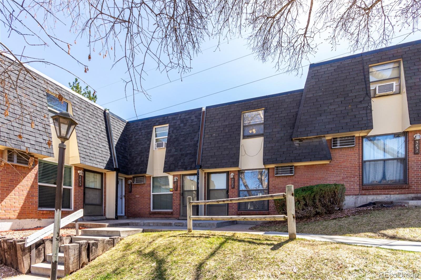MLS Image #4 for 5833 s pearl street,centennial, Colorado