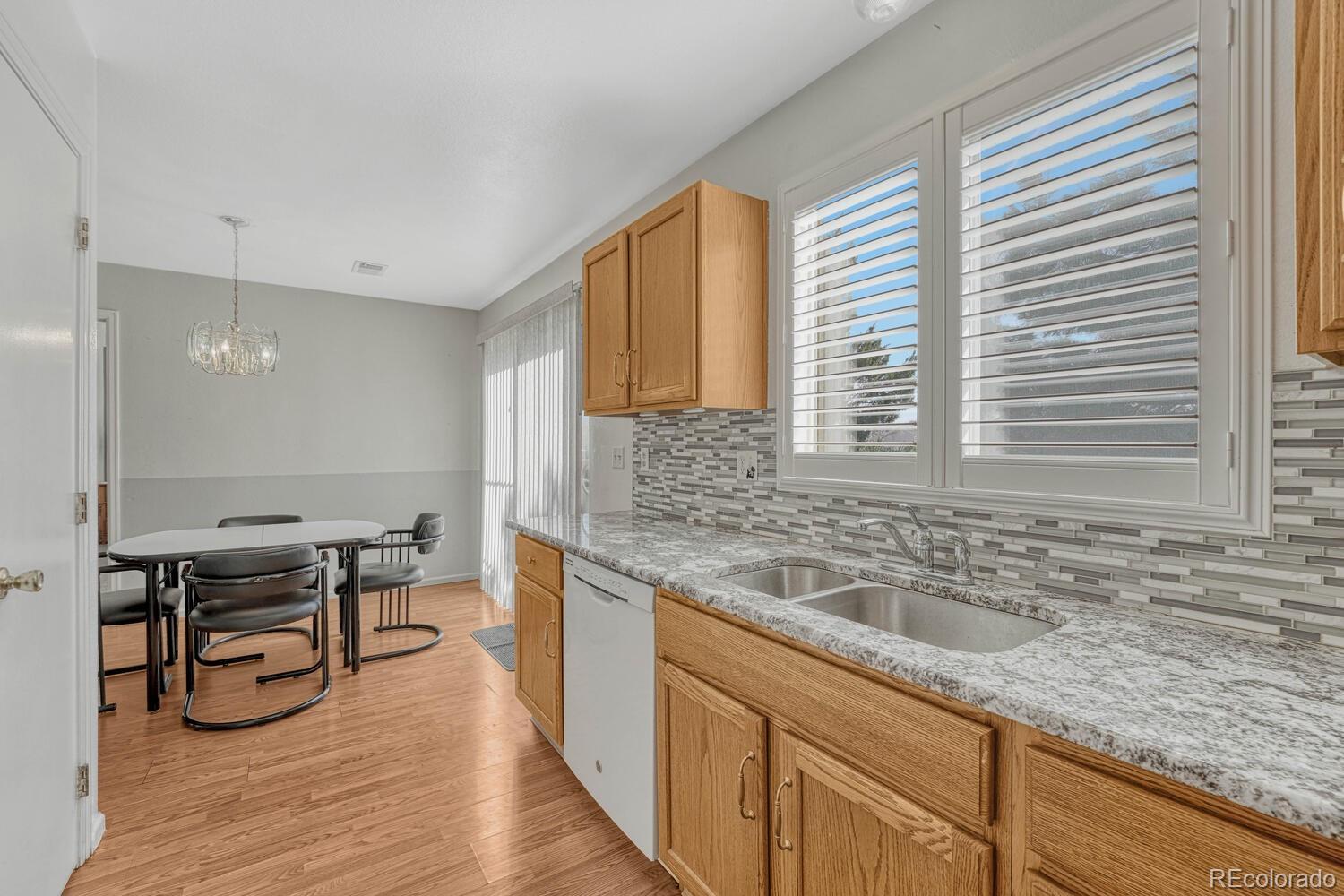 MLS Image #12 for 5160  hannibal street,denver, Colorado
