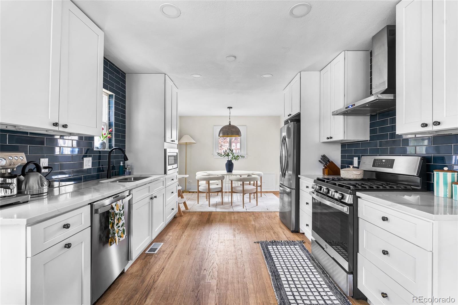 MLS Image #14 for 1445  ash street,denver, Colorado
