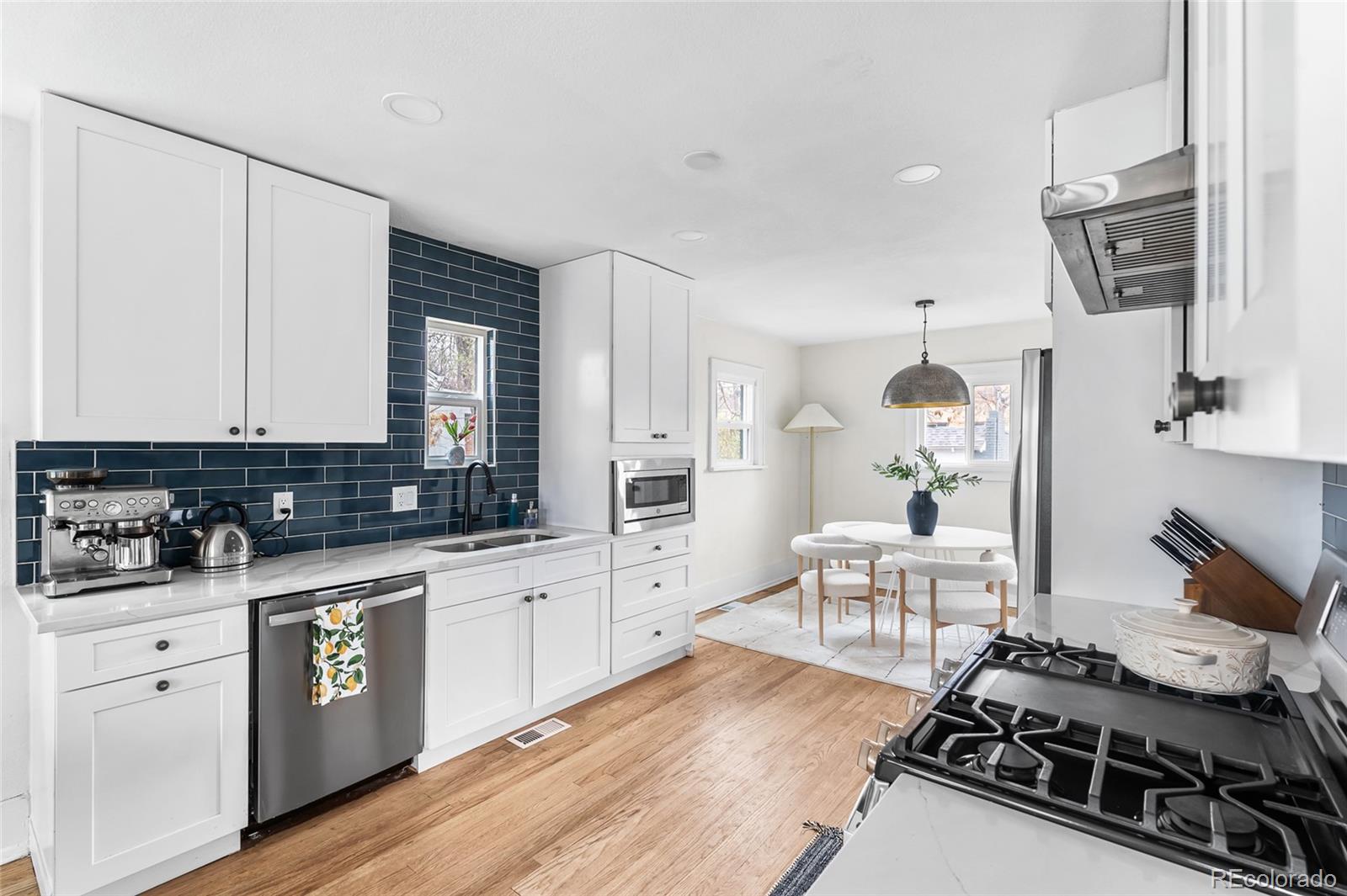 MLS Image #15 for 1445  ash street,denver, Colorado