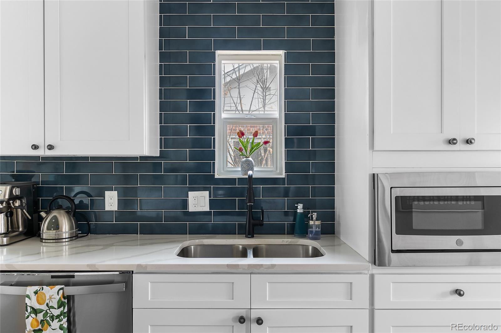 MLS Image #22 for 1445  ash street,denver, Colorado
