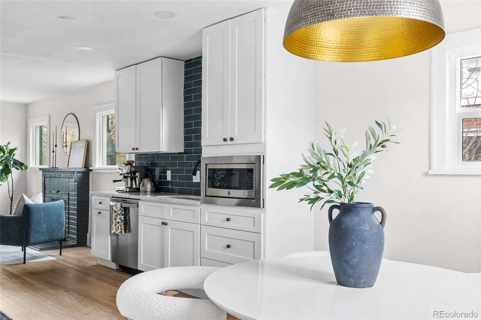 MLS Image #23 for 1445  ash street,denver, Colorado