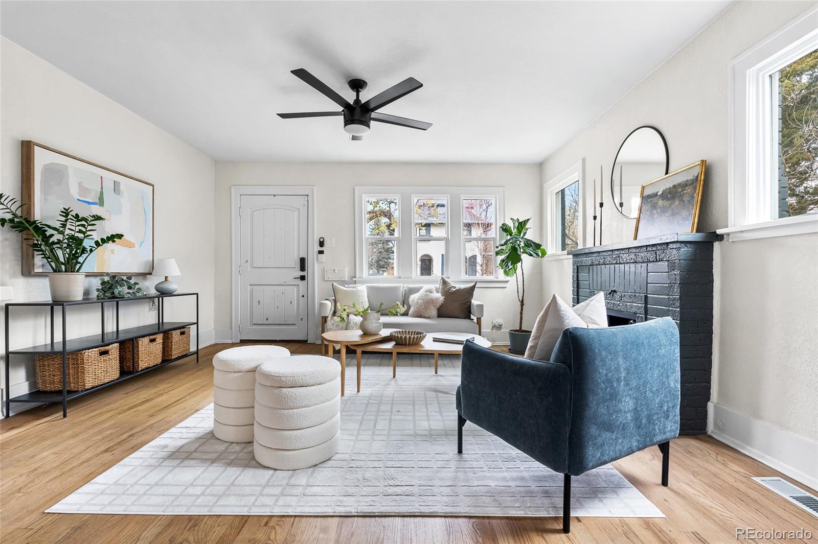 MLS Image #5 for 1445  ash street,denver, Colorado