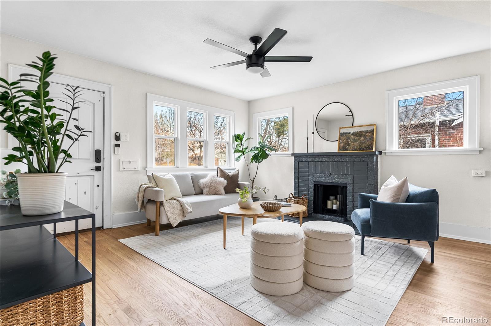 MLS Image #9 for 1445  ash street,denver, Colorado