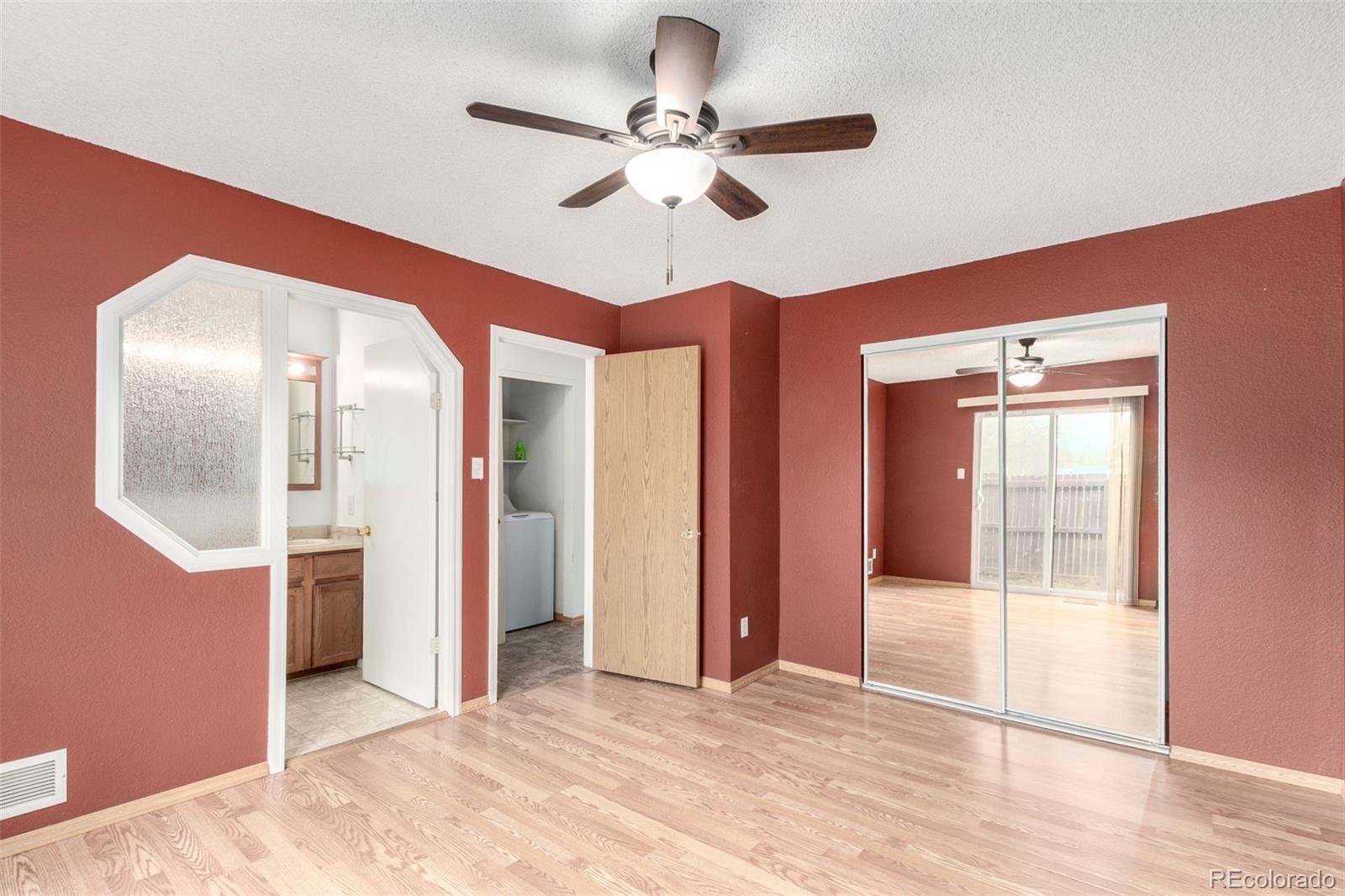 MLS Image #14 for 18982 e 17th avenue,aurora, Colorado