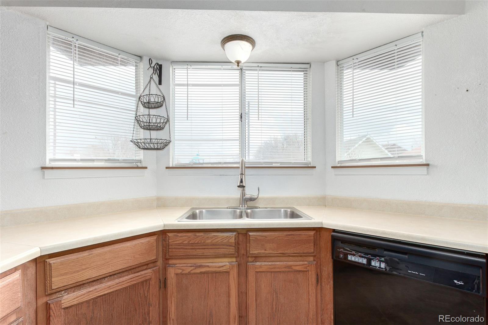 MLS Image #8 for 18982 e 17th avenue,aurora, Colorado