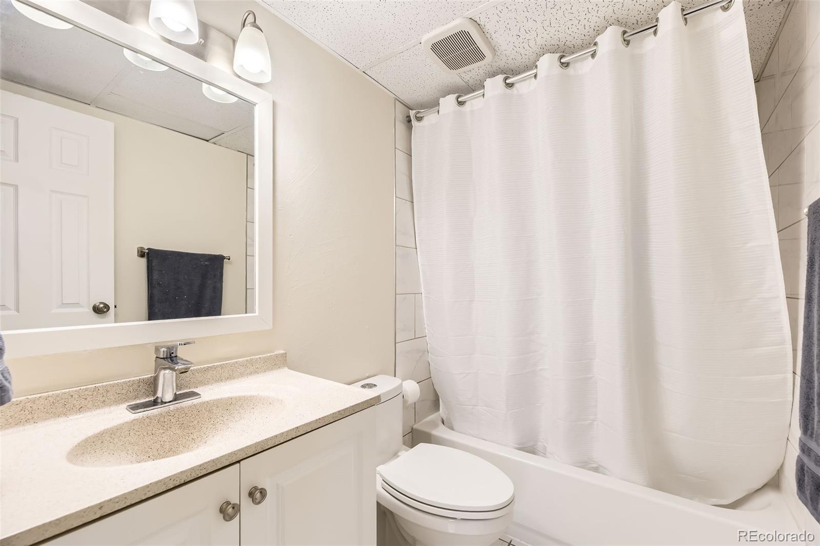 MLS Image #6 for 2160 s vaughn way,aurora, Colorado
