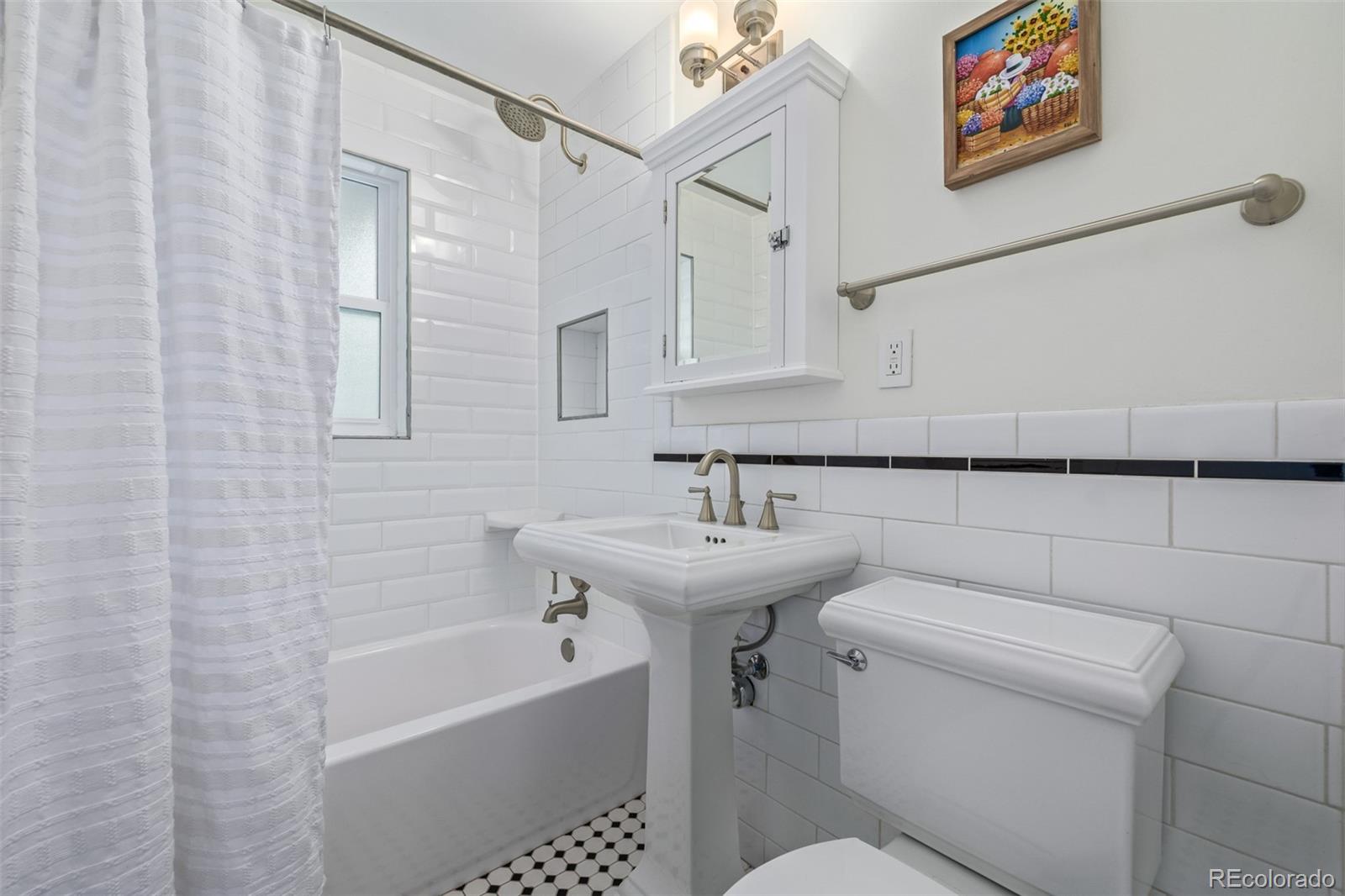 MLS Image #11 for 860  magnolia street,denver, Colorado