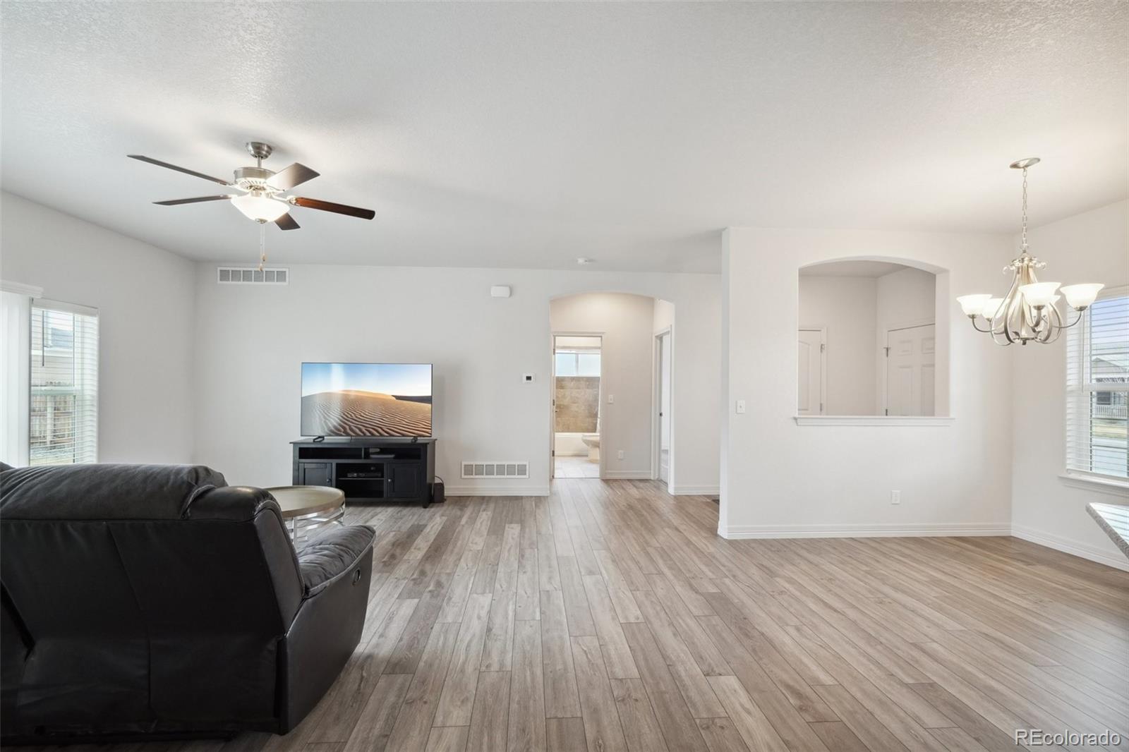 MLS Image #12 for 56432 e 23rd avenue,strasburg, Colorado