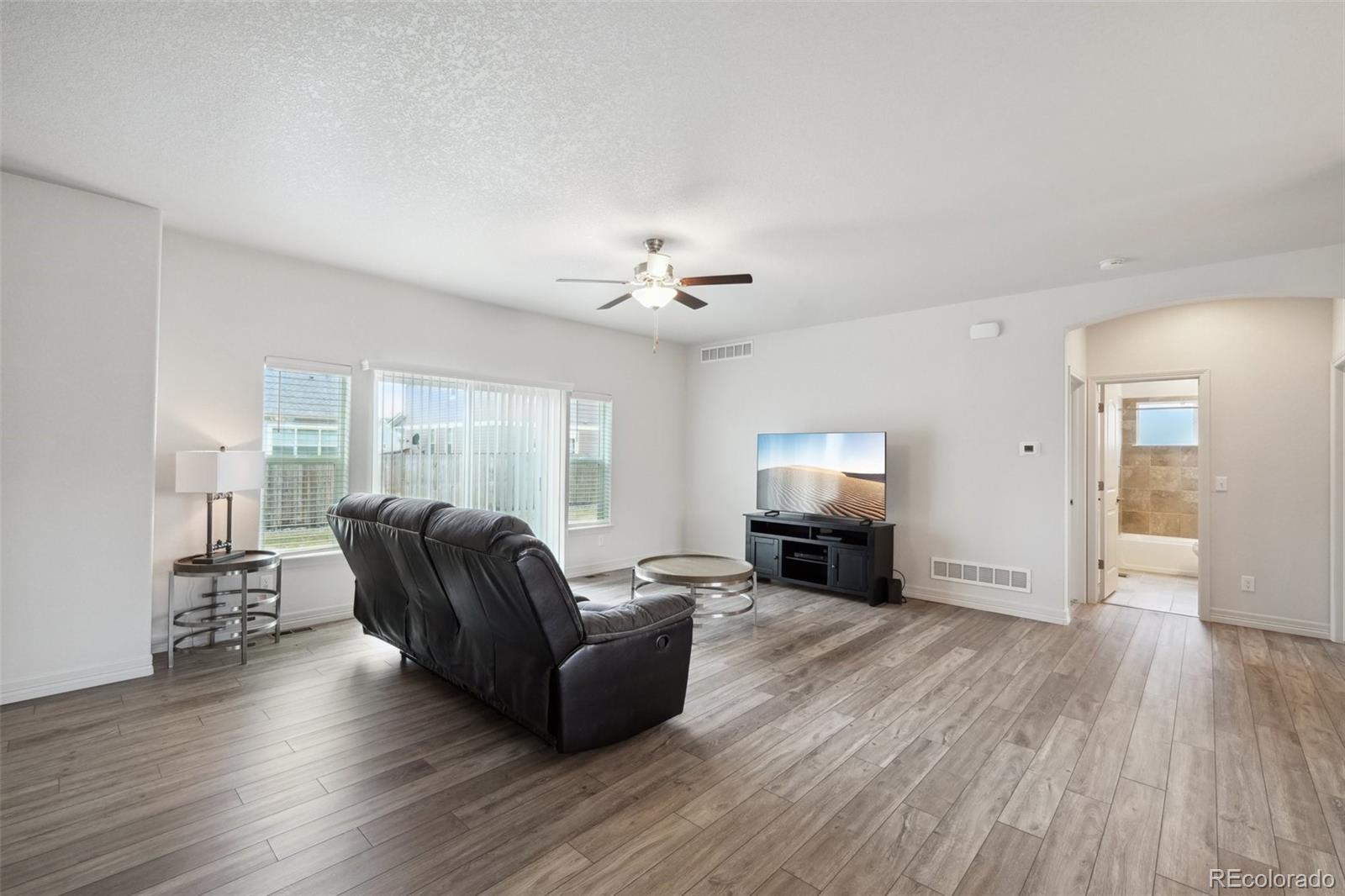 MLS Image #9 for 56432 e 23rd avenue,strasburg, Colorado