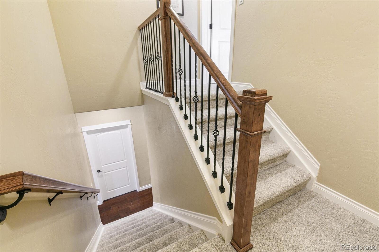 MLS Image #34 for 828  legacy trail,elizabeth, Colorado