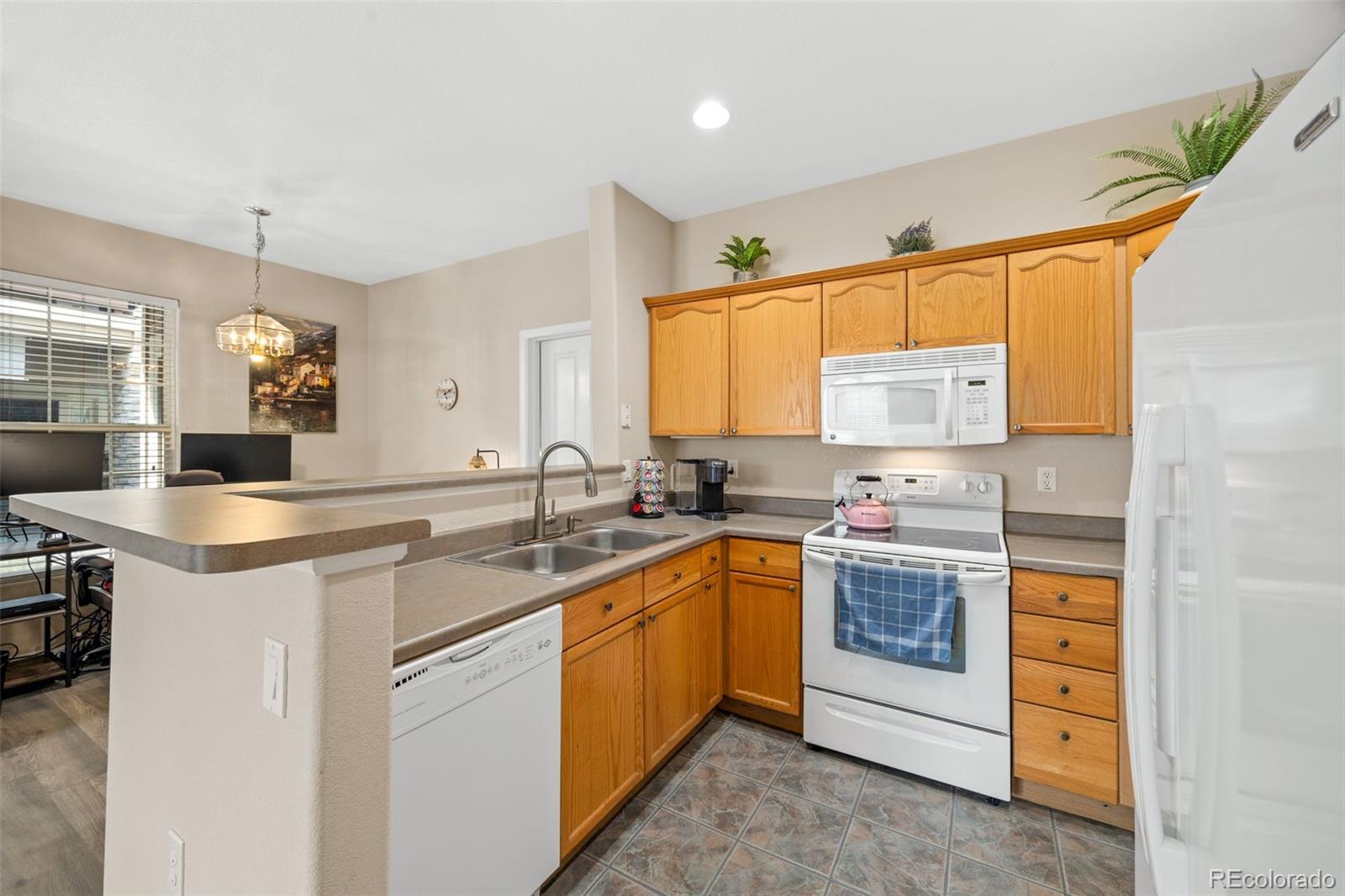 MLS Image #7 for 4084 s crystal circle,aurora, Colorado