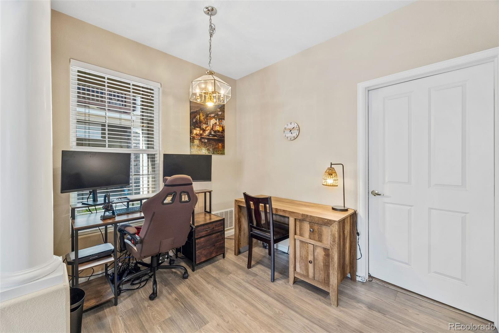 MLS Image #8 for 4084 s crystal circle,aurora, Colorado