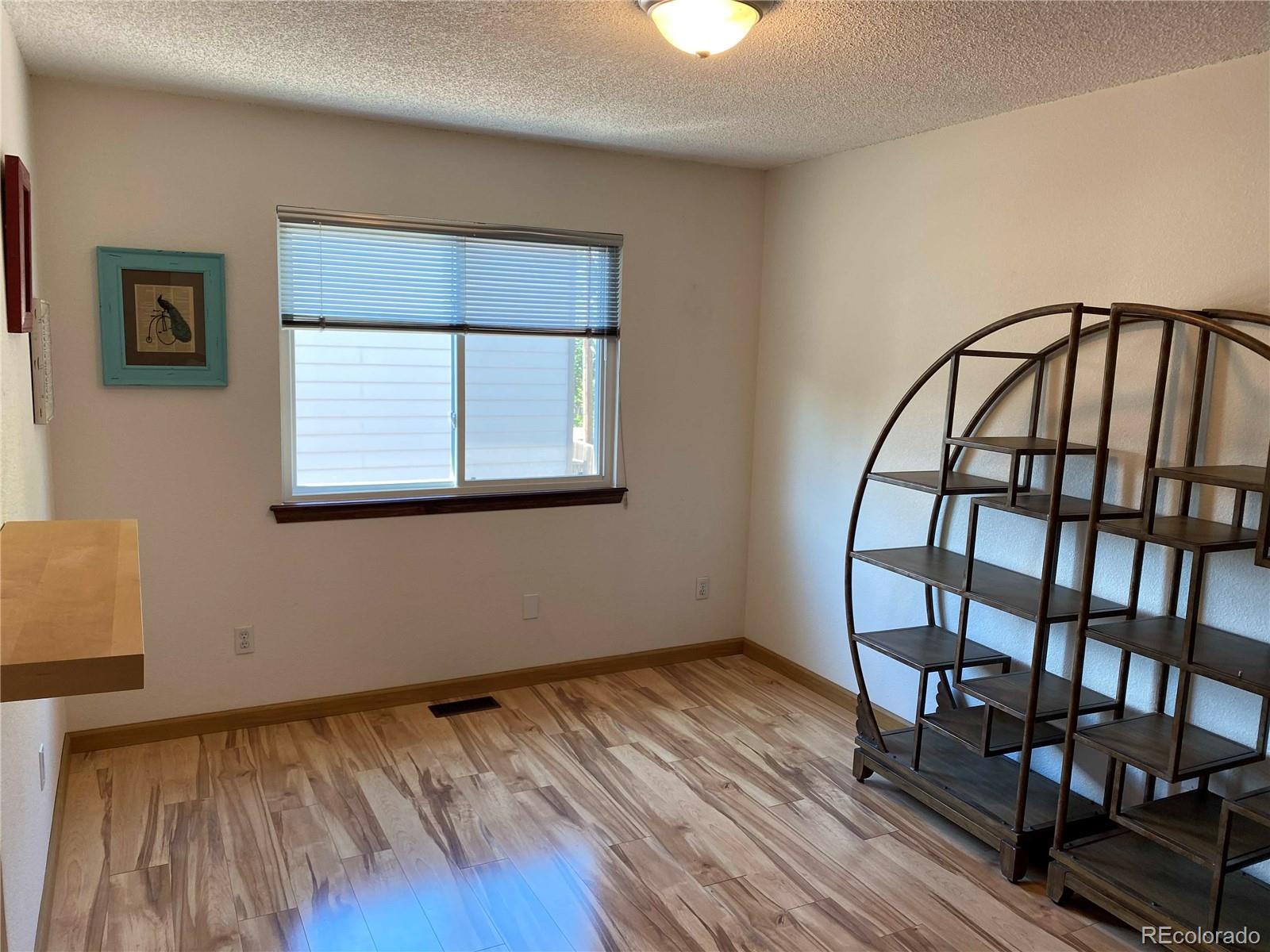 MLS Image #17 for 7167 s acoma street,littleton, Colorado